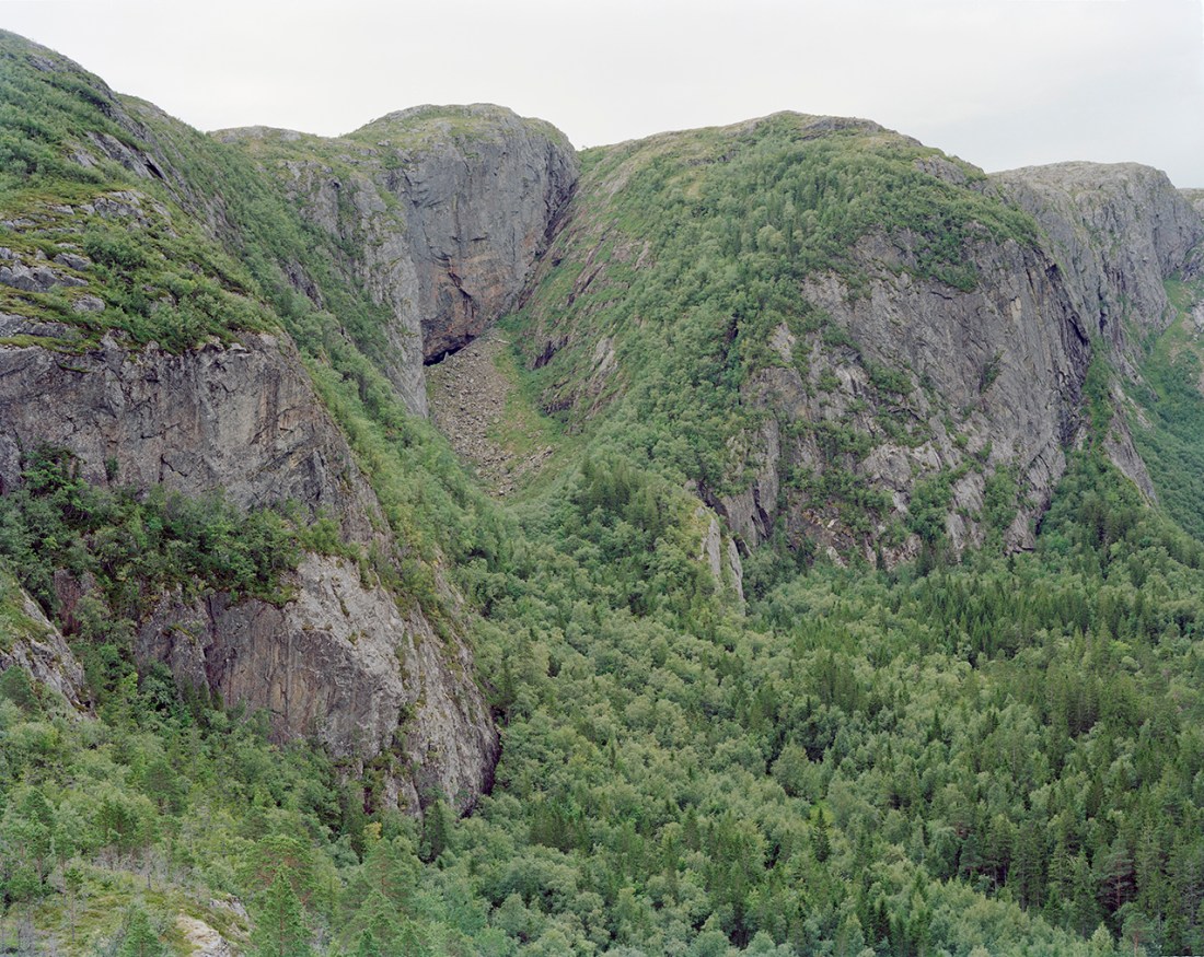 Windfield Cave and Galten, Salsnes